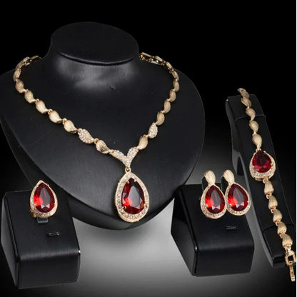 Muince Gemstone Galánta Faux Socraigh